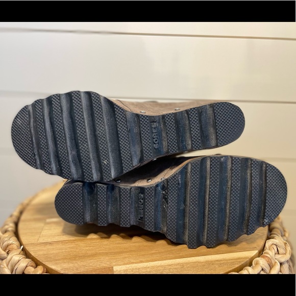 Sorel Joan of Arctic Wedge boots size 7.5 - Picture 3 of 5